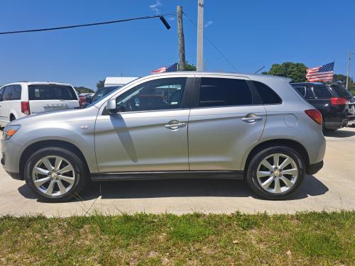 2014 Mitsubishi Outlander Sport SE 2WD